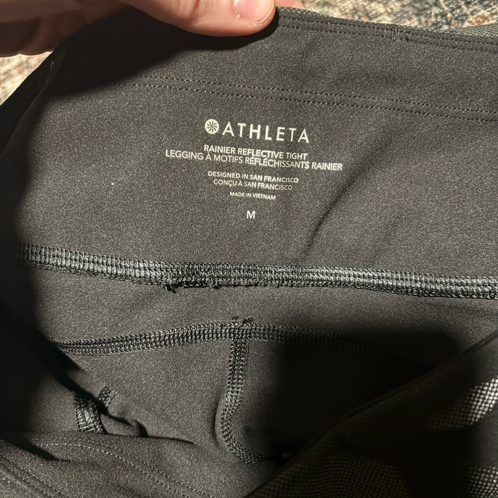 Athleta Rainer Camo Reflective Leggings with Pockets NWT, Medium - Picture 4 of 7